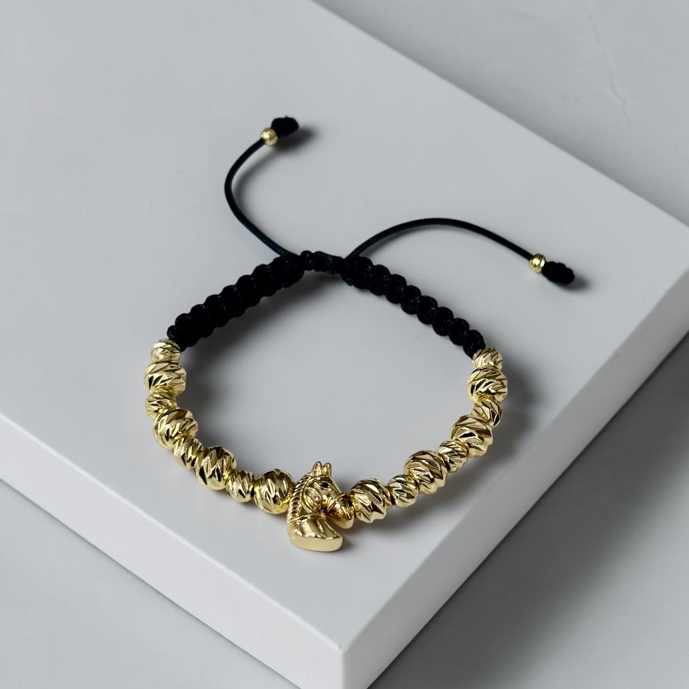 Pulsera Cabeza de Caballo en Oro Laminado 18K