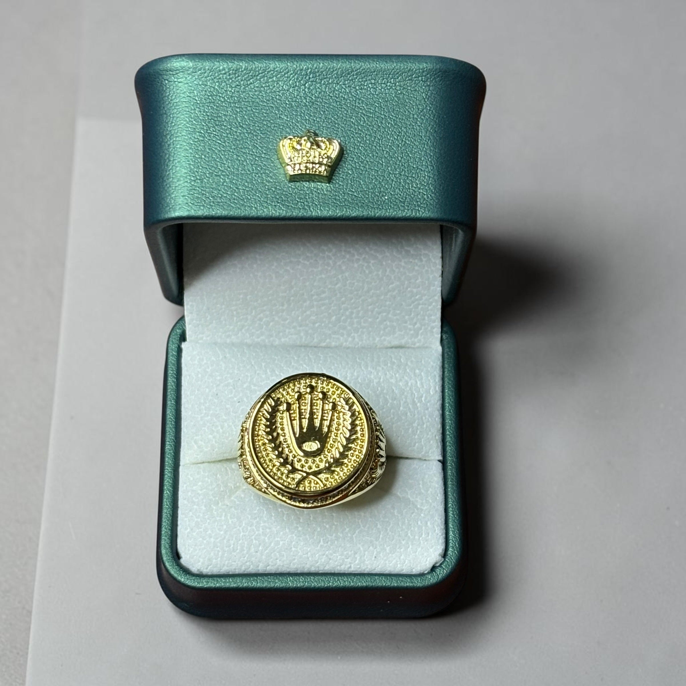 Anillo Estilo Corona en Oro Laminado 18K