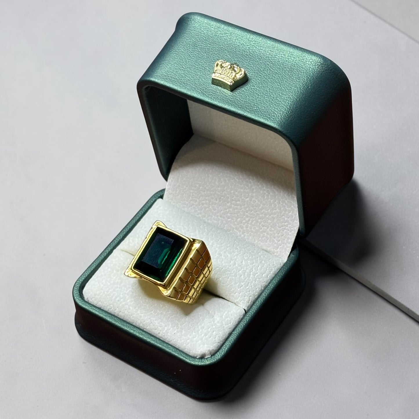 Anillo Piedra Natural en Oro Laminado 18K