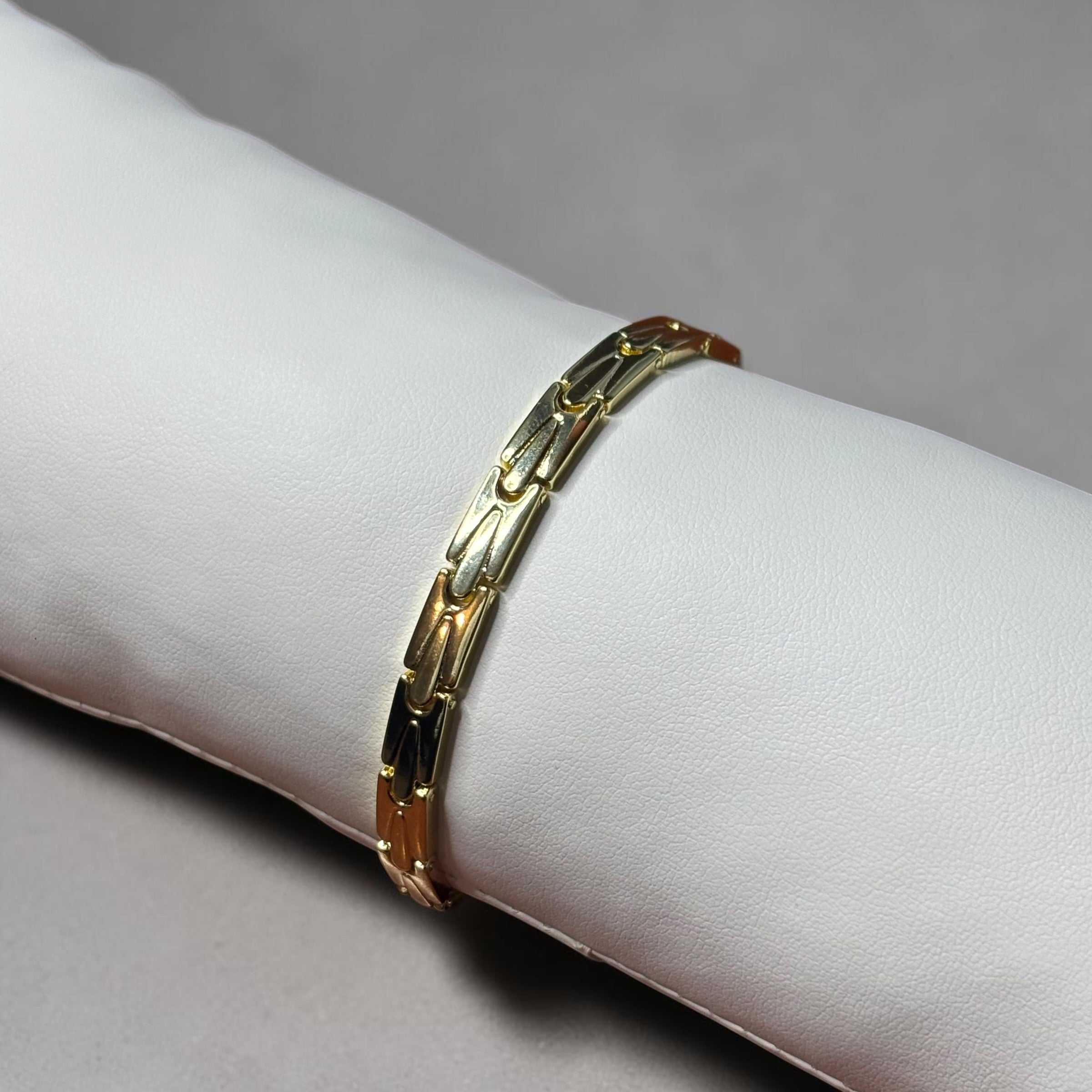 Pulsera Escama en Oro Laminado 18K