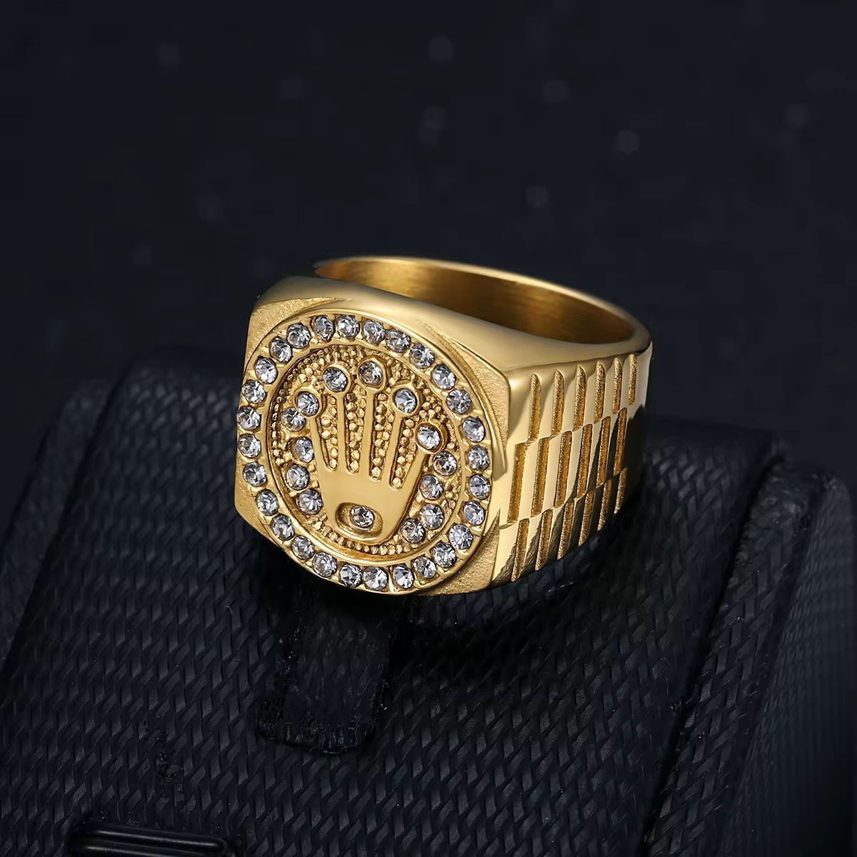 Anillo Corona Tipo Rolex en Oro Laminado 18K ✨
