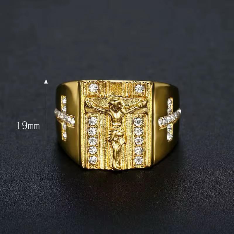 Anillo Jesús en La Cruz en Oro Laminado 18K