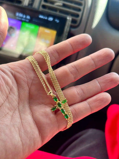 Cadena Chinesca (60cm 4mm) + Cruz Piedra Verde en Oro Laminado 18K