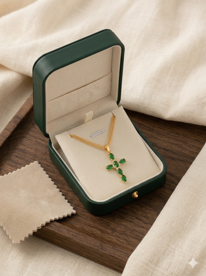 Cadena Chinesca (60cm 4mm) + Cruz Piedra Verde en Oro Laminado 18K