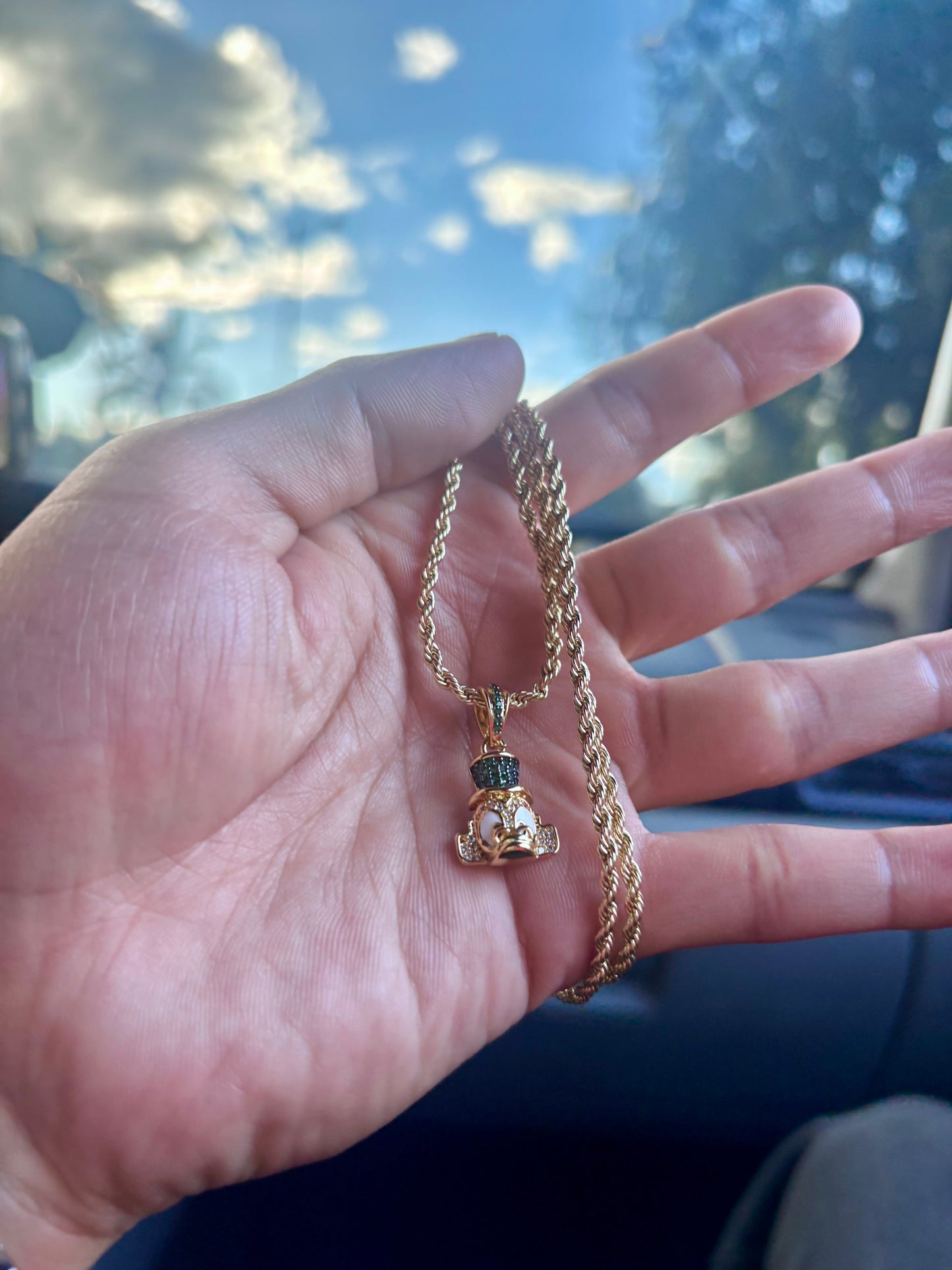 Cadena Lazo (60cm 4mm) + Dije Tío Rico en Oro Laminado 18K